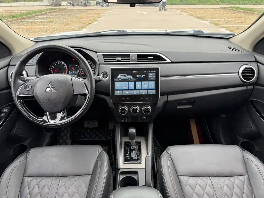 Mitsubishi ASX — фото 10