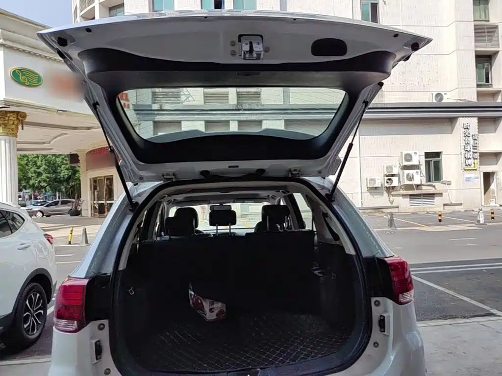 Mitsubishi Outlander — фото 19