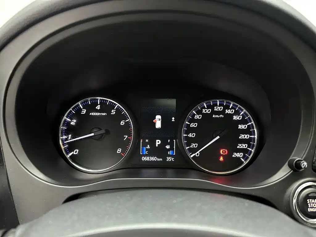 Mitsubishi Outlander — фото 17