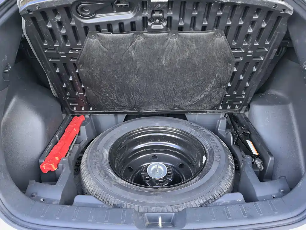 Mitsubishi Eclipse Cross — фото 14