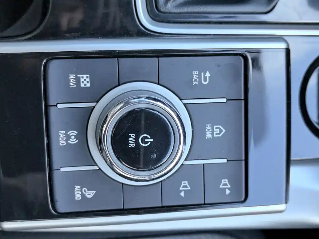 Mitsubishi Eclipse Cross — фото 18