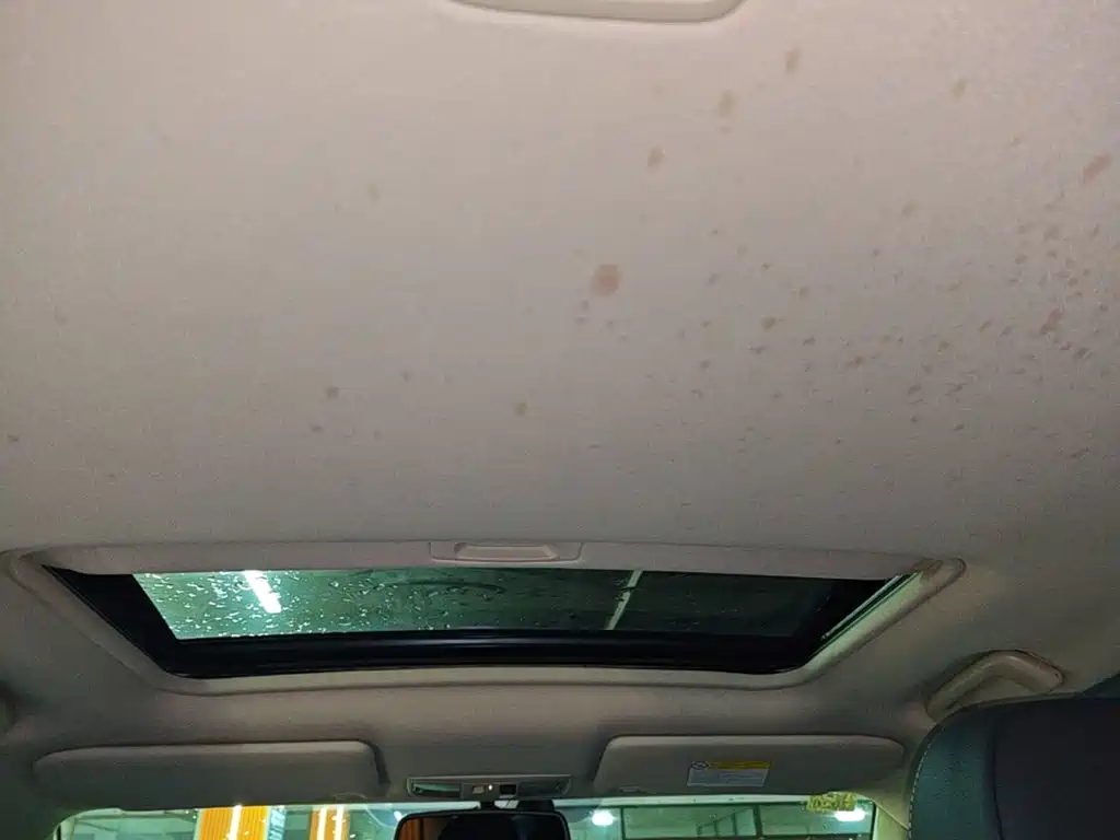 Mitsubishi Outlander — фото 18