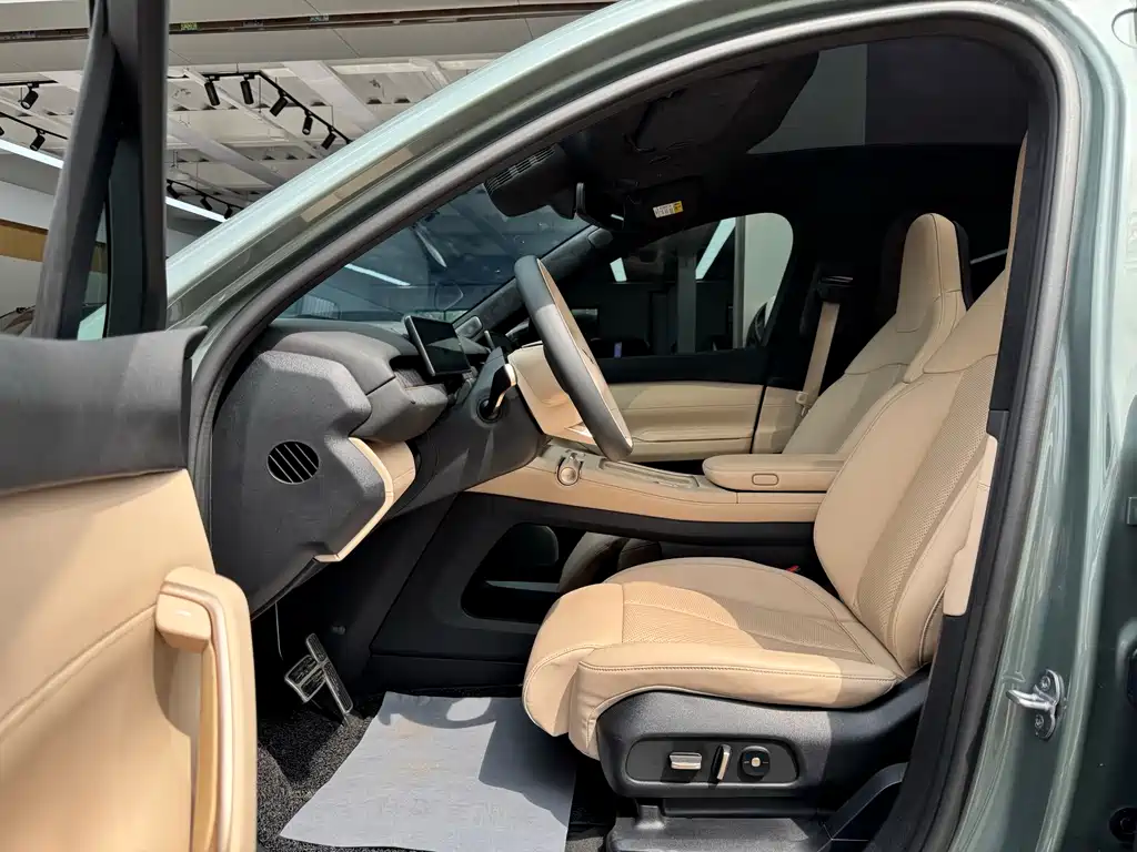 NIO EC7 — фото 11