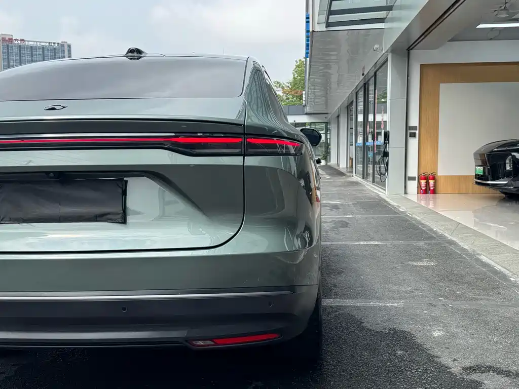 NIO EC7 — фото 9
