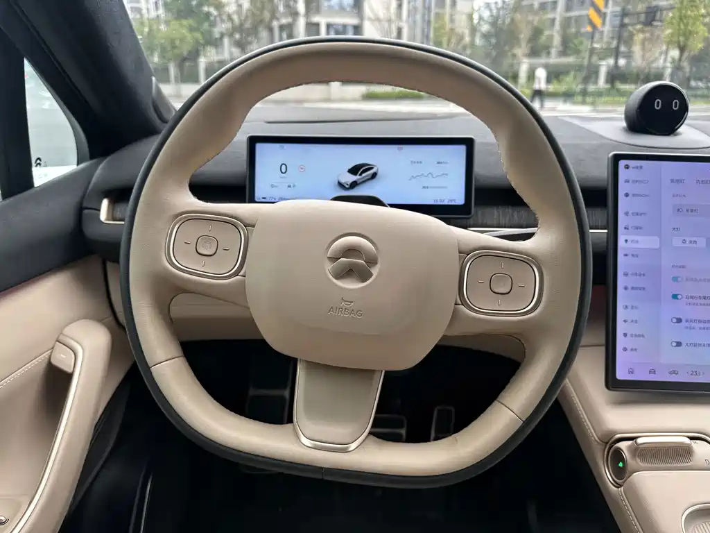 NIO EC7 — фото 18