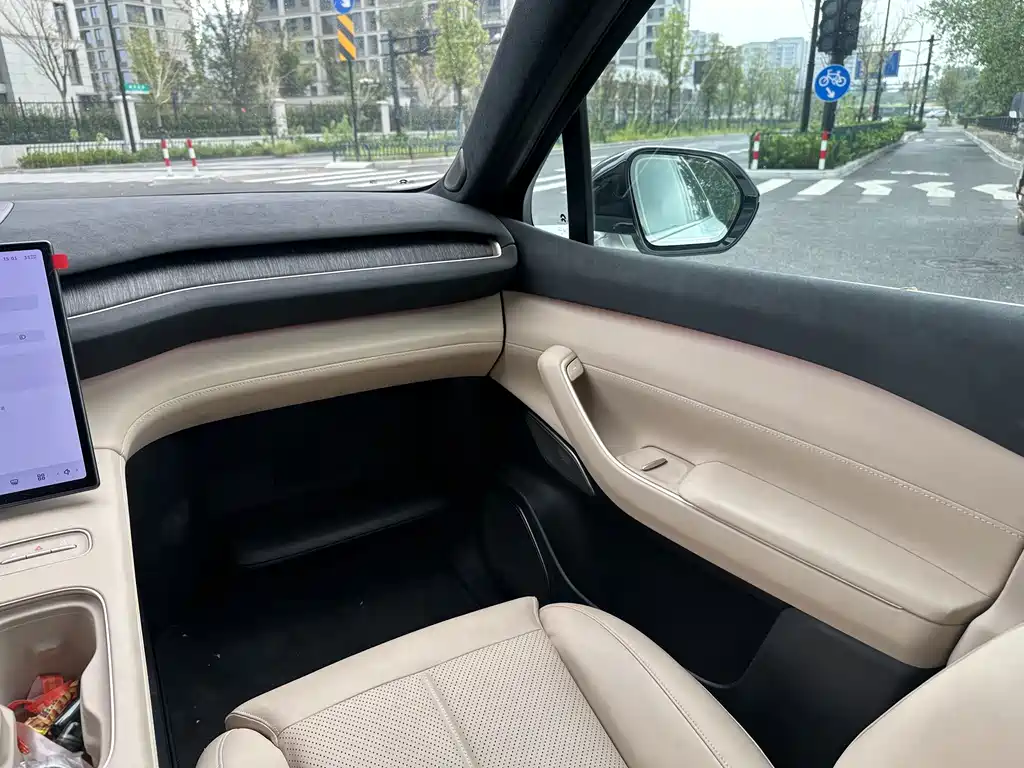 NIO EC7 — фото 19
