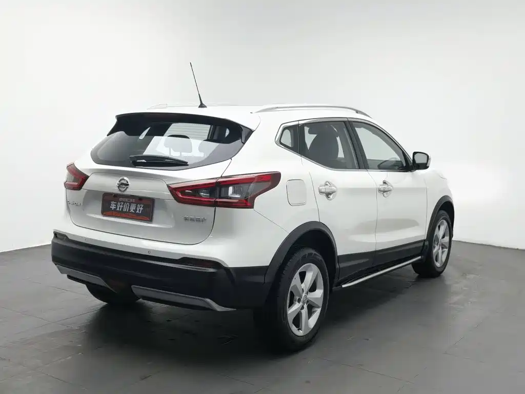 Nissan Qashqai — фото 2