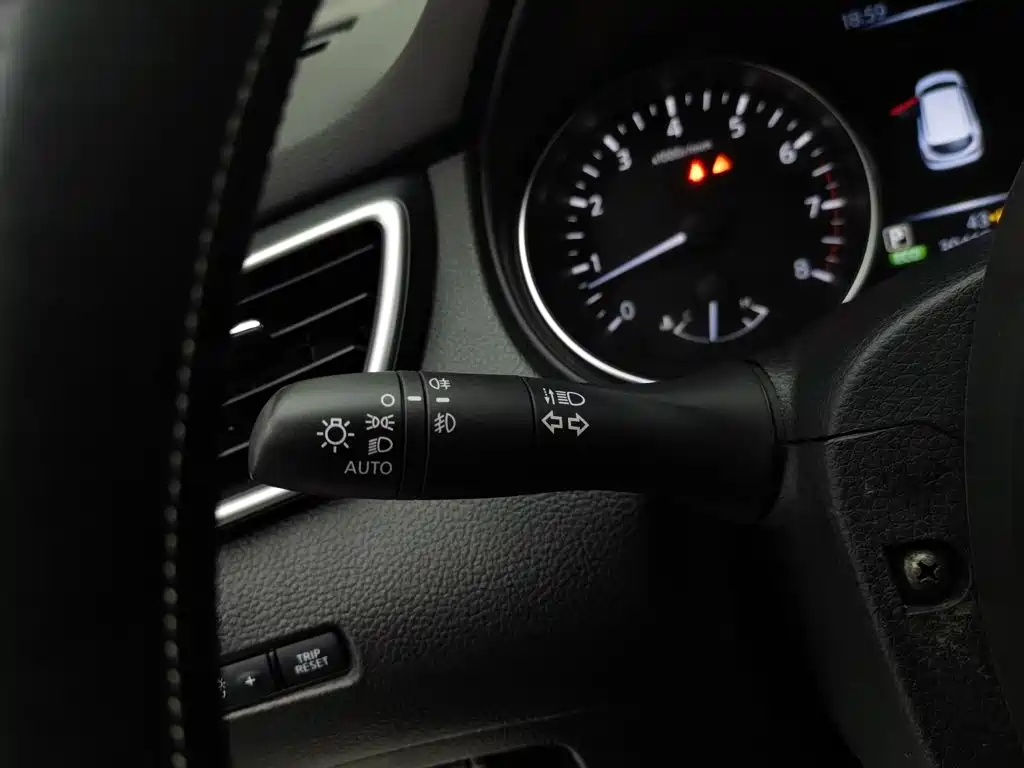 Nissan Qashqai — фото 21