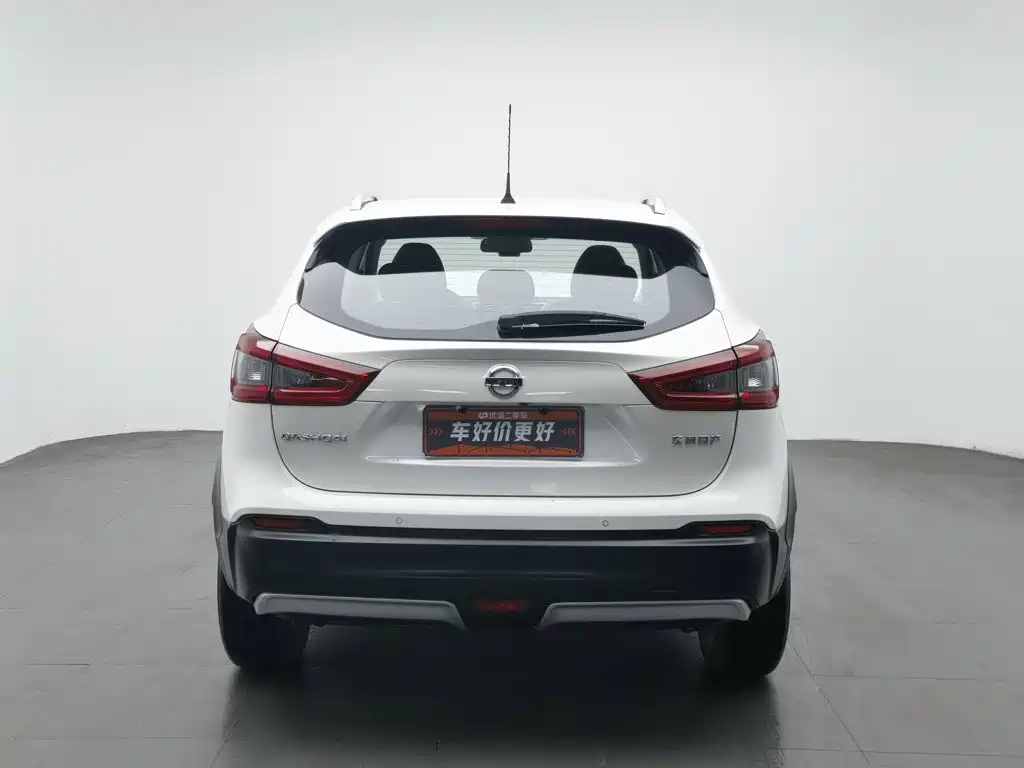 Nissan Qashqai — фото 4