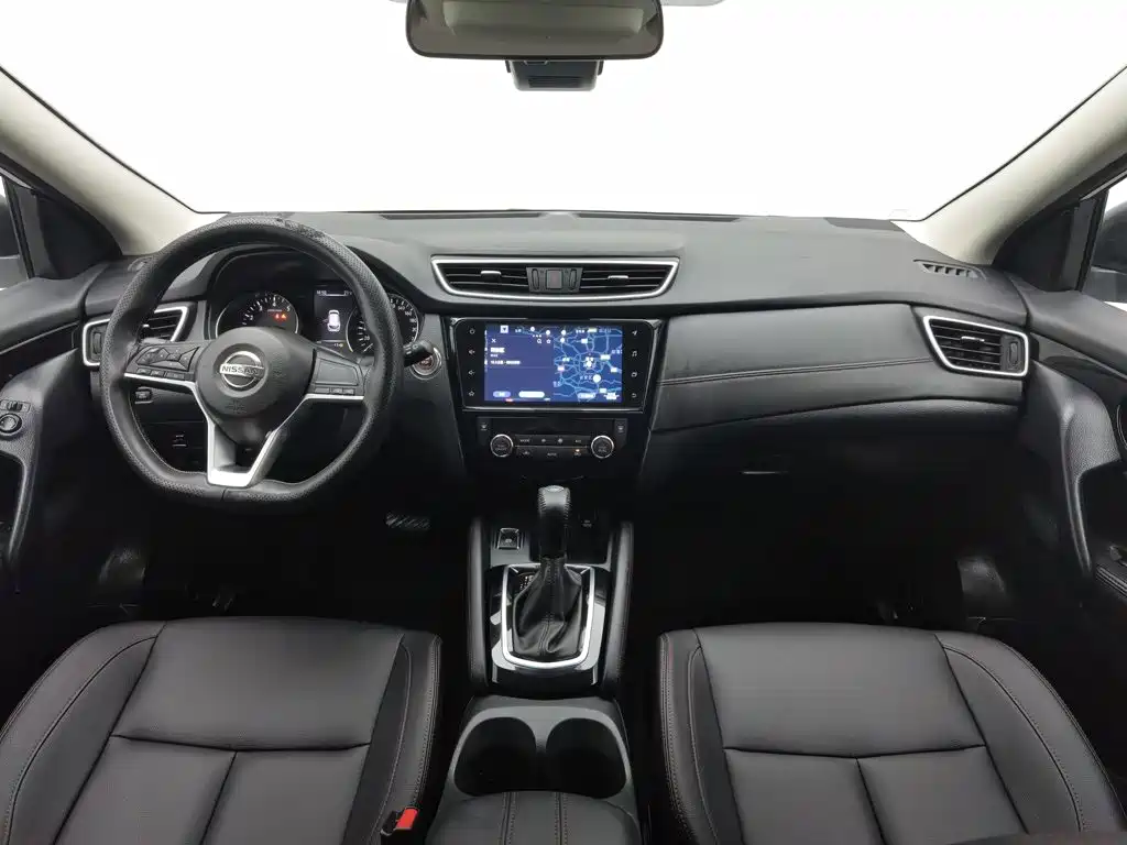 Nissan Qashqai — фото 5