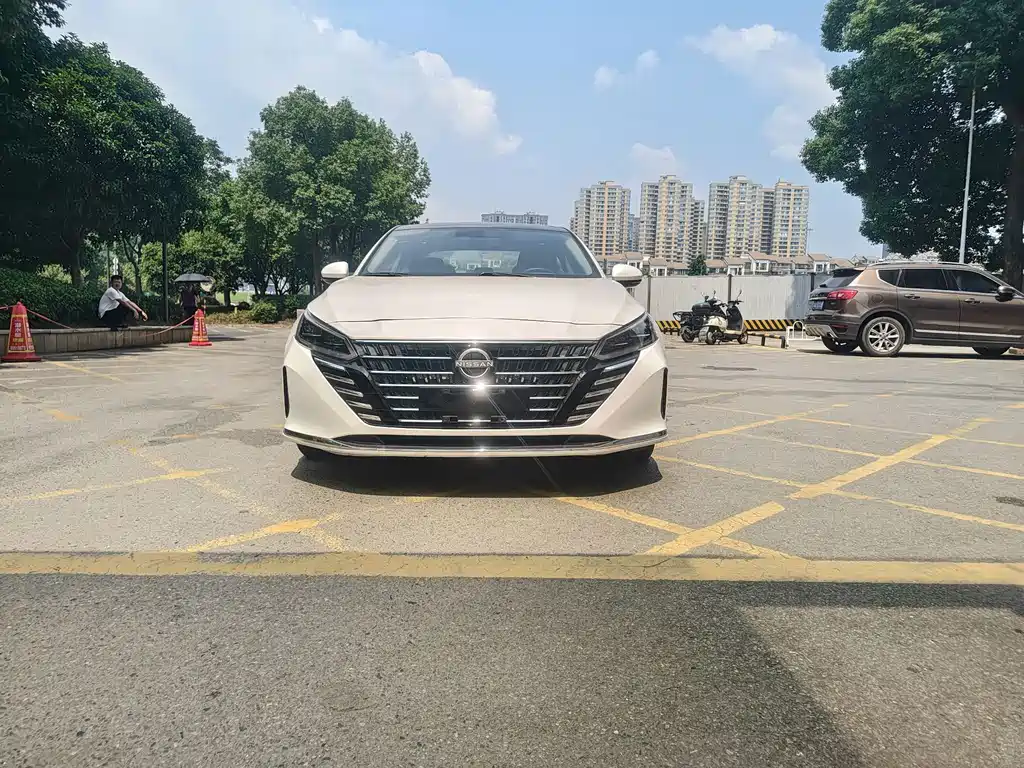 Nissan Teana — фото 2