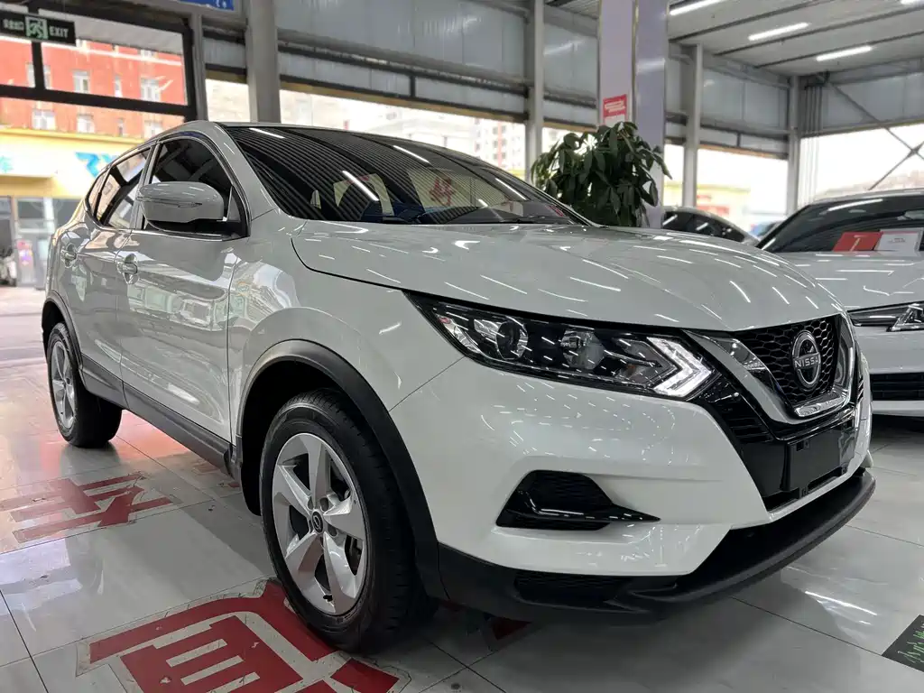Nissan Qashqai — фото 3