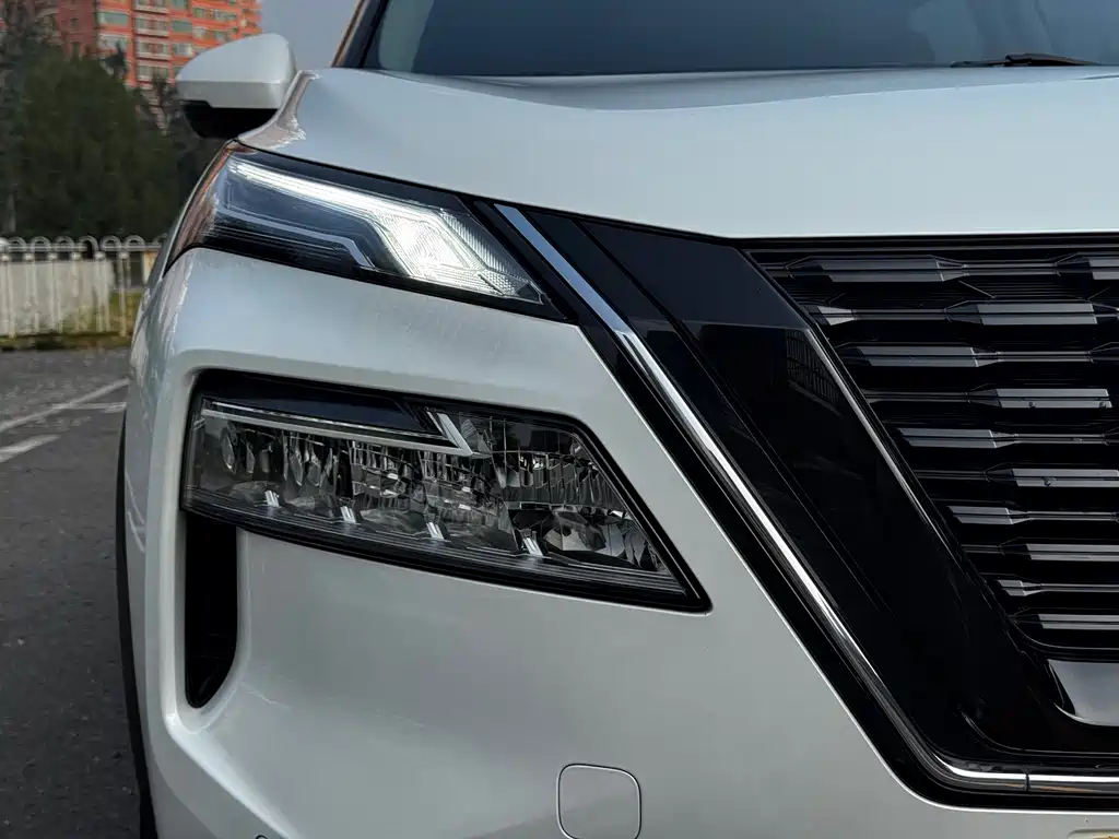 Nissan X-Trail — фото 13