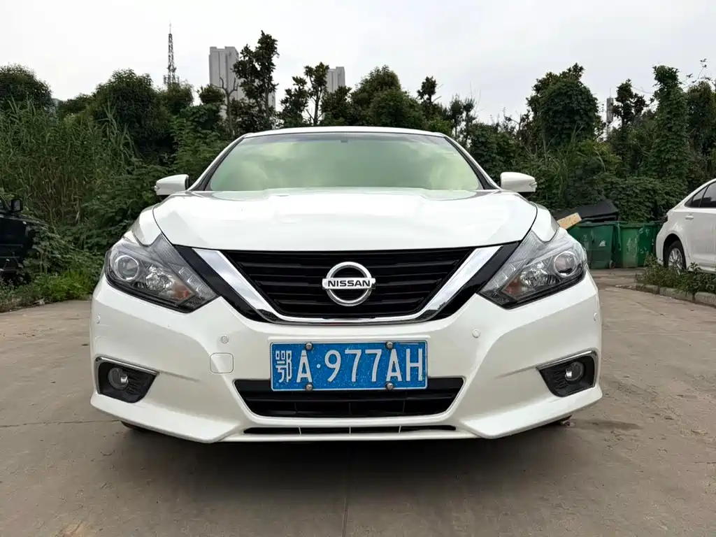 Nissan Teana — фото 3