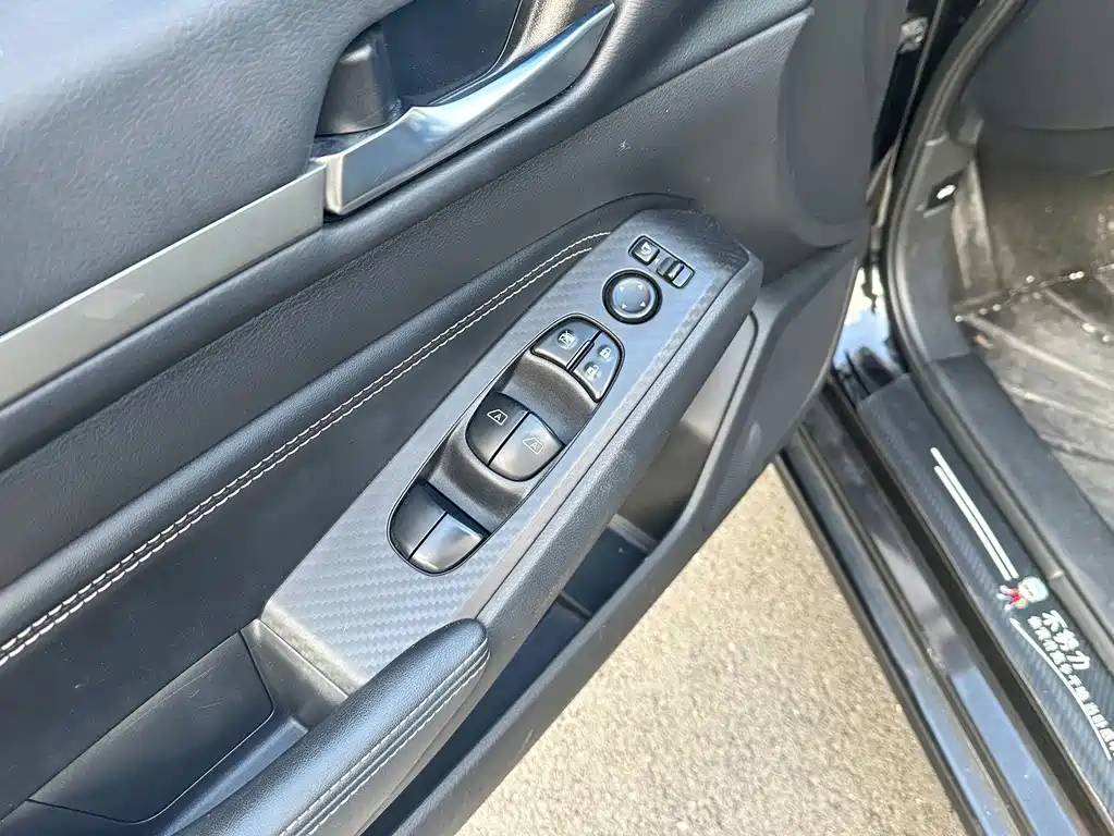 Nissan Teana — фото 10