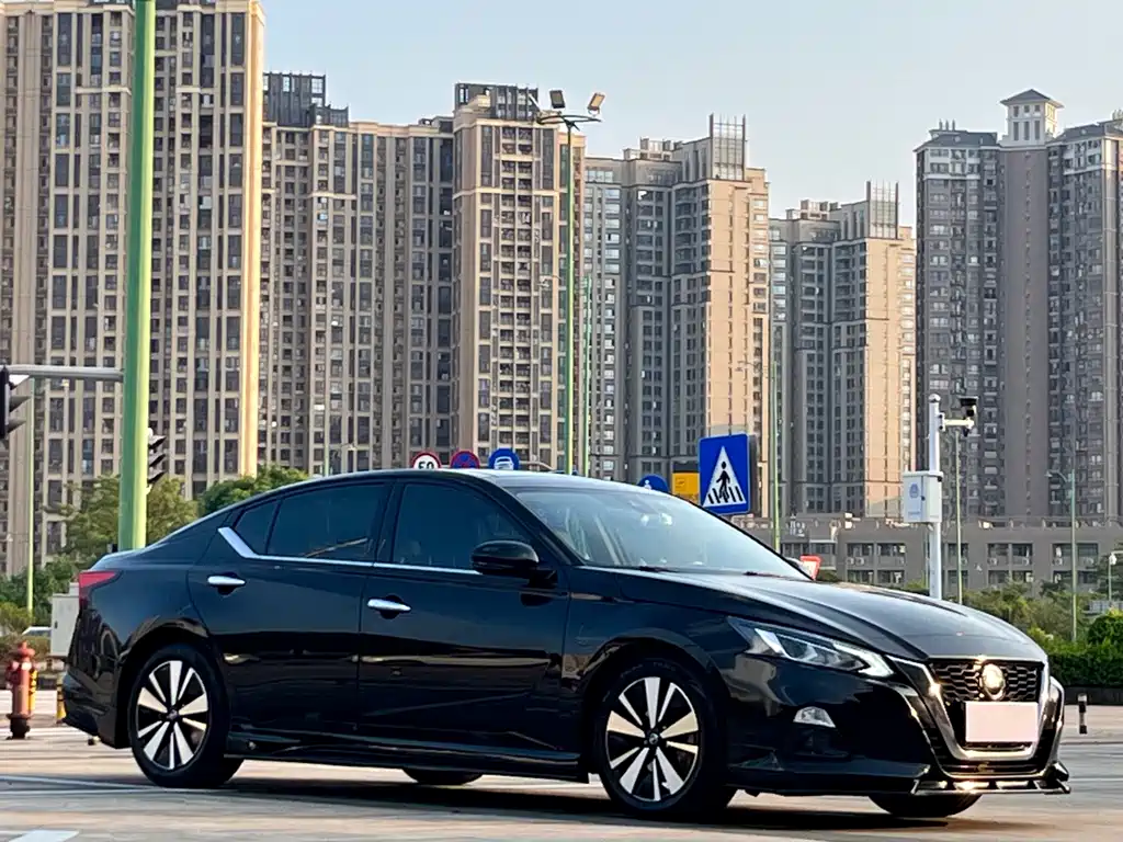 Nissan Teana — фото 3