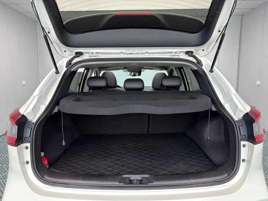Nissan Qashqai — фото 22