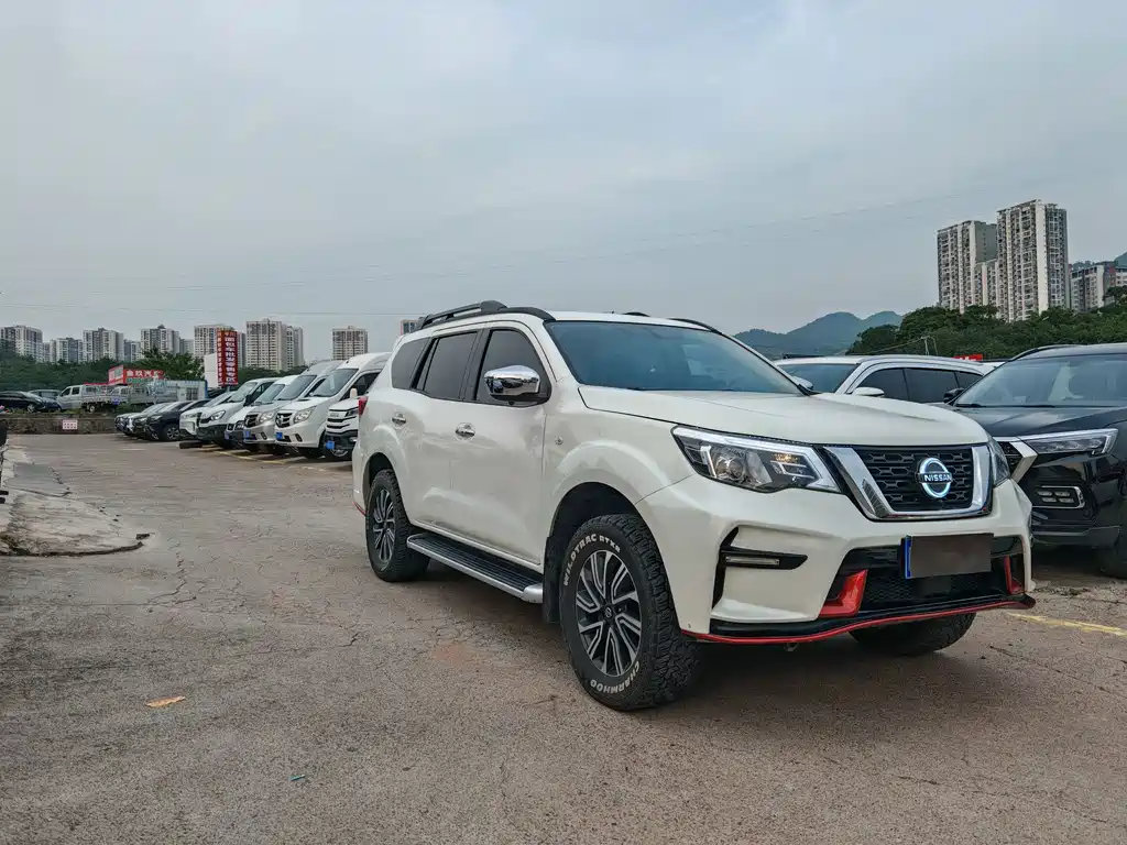 Nissan Terra
