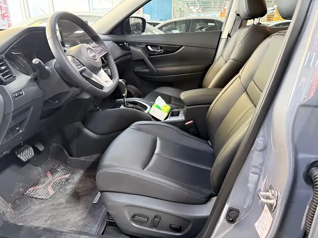 Nissan X-Trail — фото 10