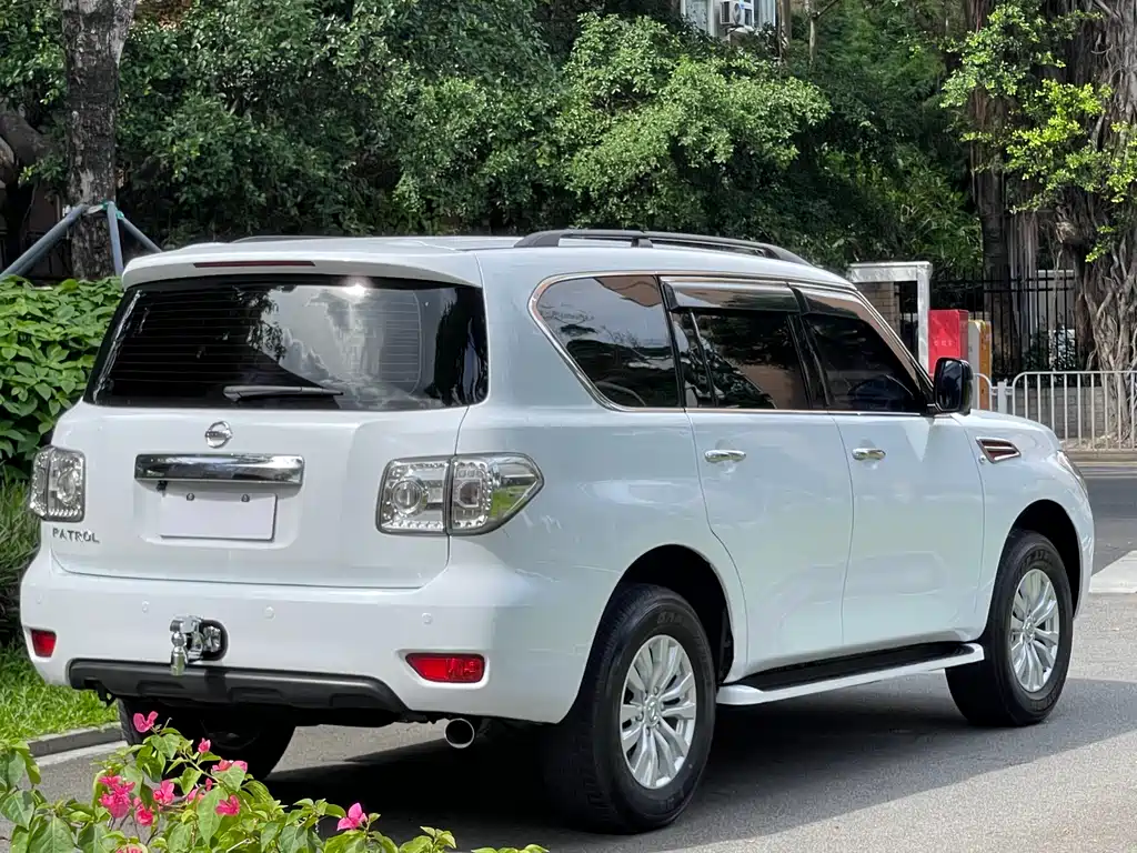 Nissan Patrol — фото 5