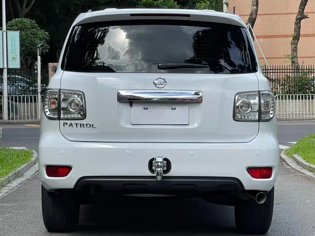 Nissan Patrol — фото 6