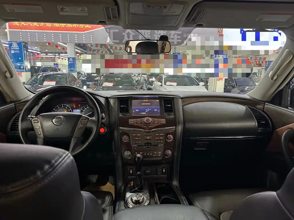 Nissan Patrol — фото 4