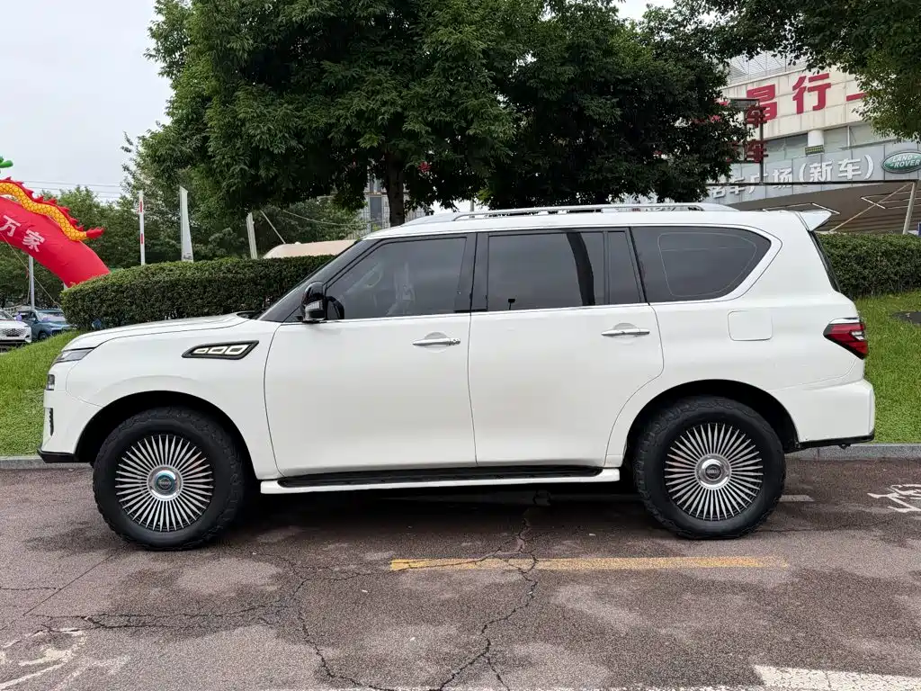 Nissan Patrol — фото 3
