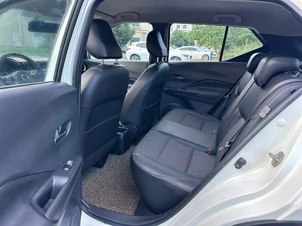 Nissan Kicks — фото 8
