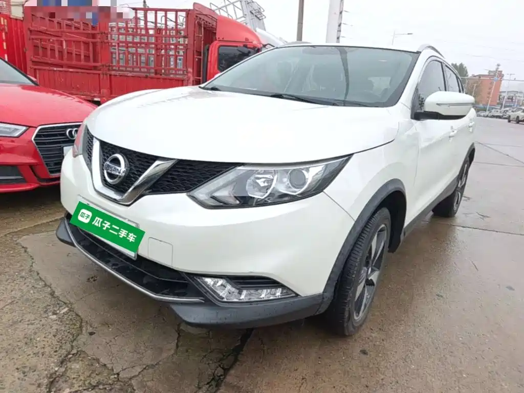 Nissan Qashqai — фото 2