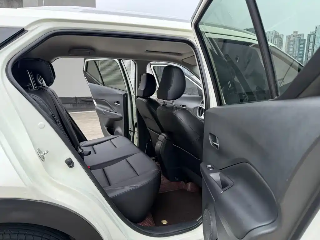 Nissan Kicks — фото 11