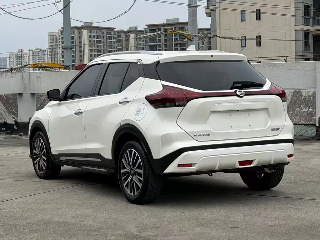 Nissan Kicks — фото 4
