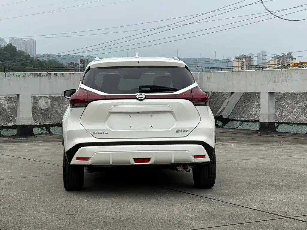 Nissan Kicks — фото 5