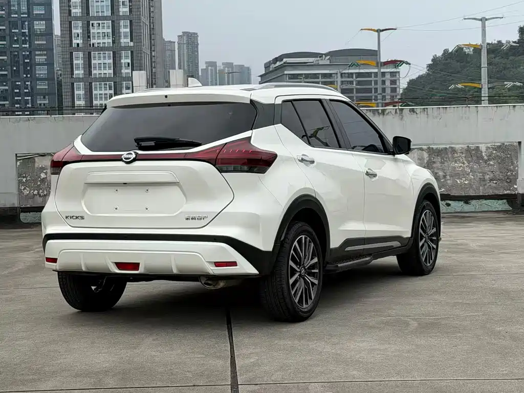 Nissan Kicks — фото 6