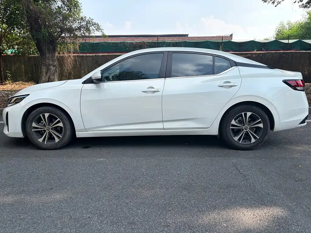 Nissan Sylphy — фото 4