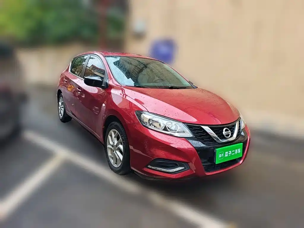 Nissan Tiida — фото 24