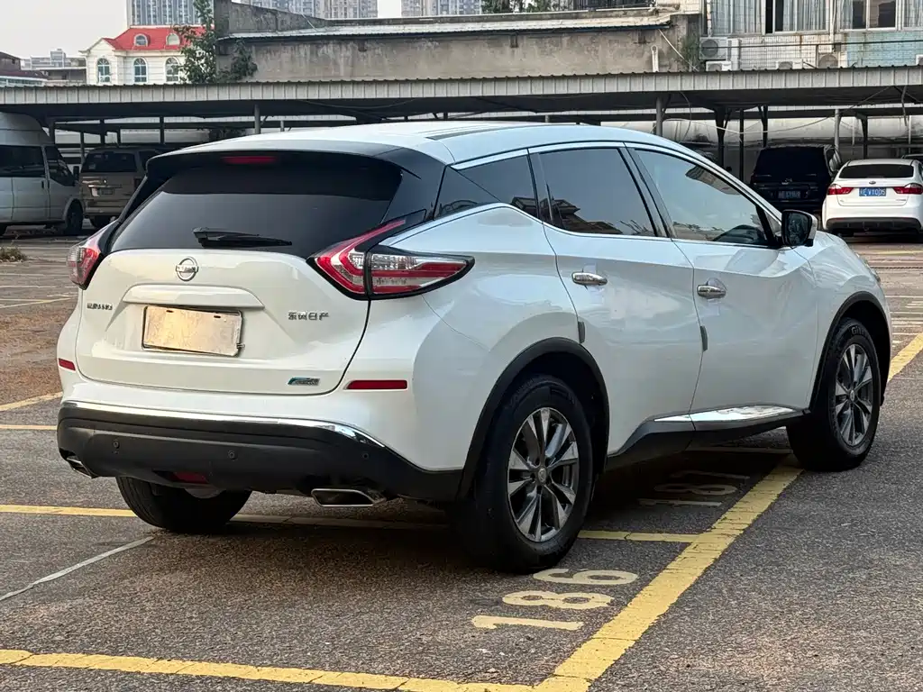 Nissan Murano — фото 7