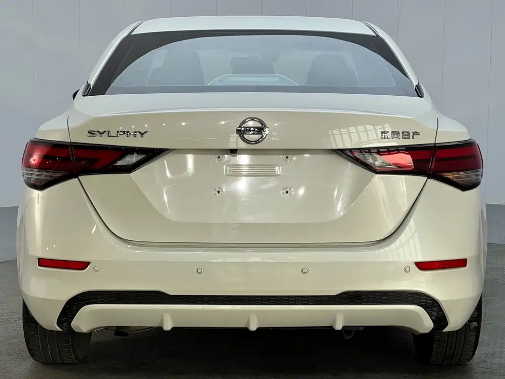 Nissan Sylphy — фото 23