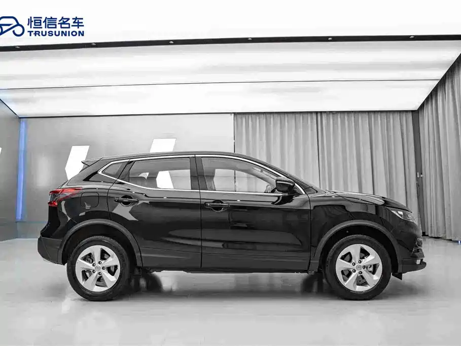 Nissan Qashqai — фото 4