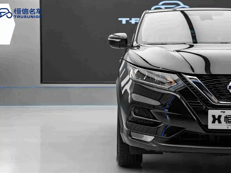Nissan Qashqai — фото 8