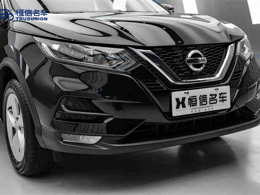 Nissan Qashqai — фото 9