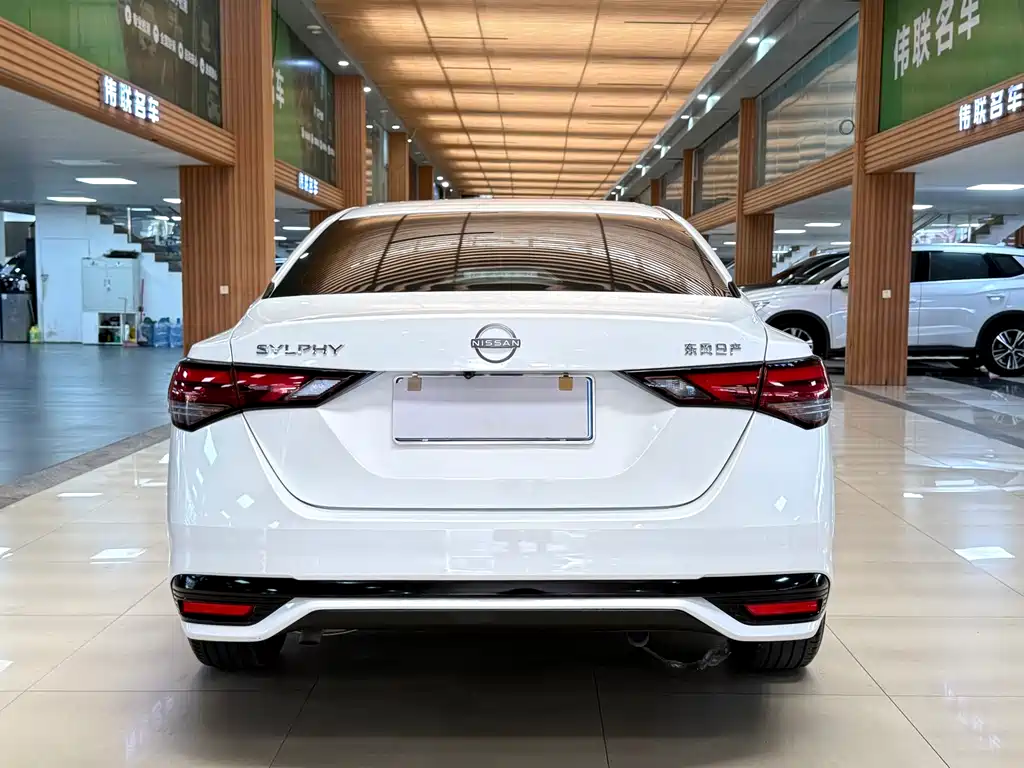 Nissan Sylphy — фото 5