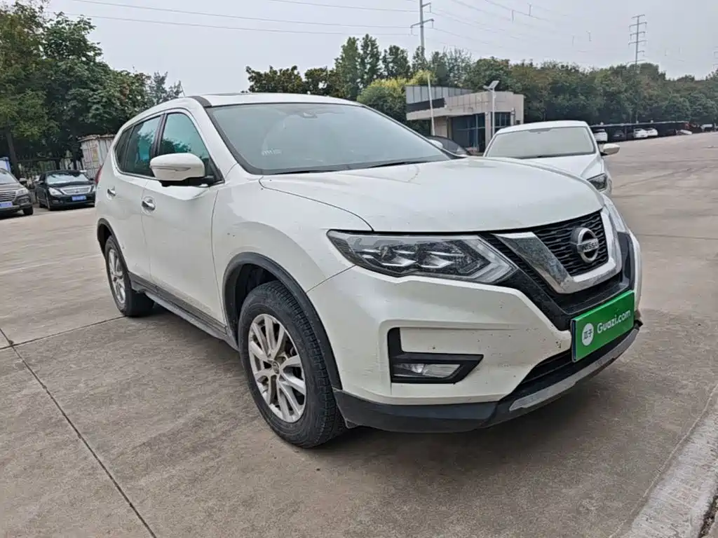 Nissan X-Trail — фото 4