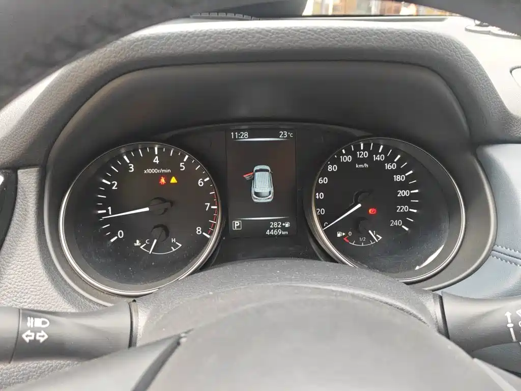 Nissan Qashqai — фото 13