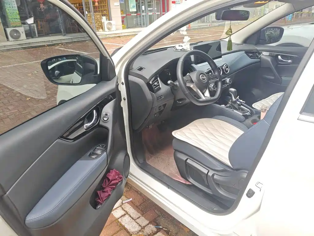 Nissan Qashqai — фото 17