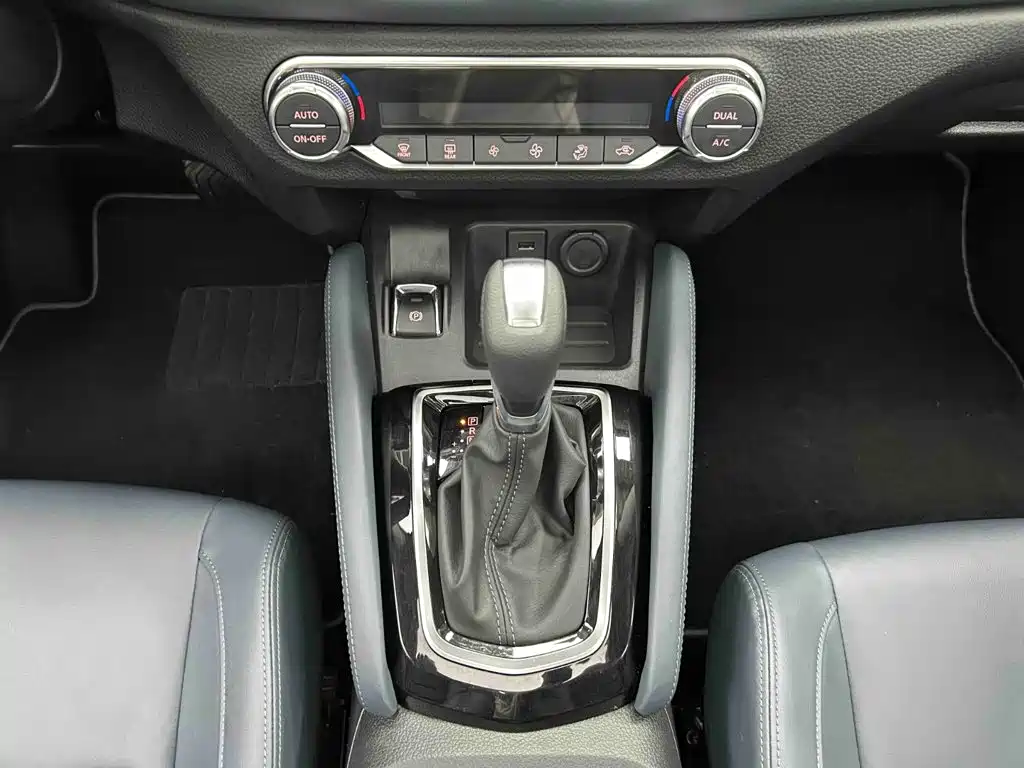 Nissan Qashqai — фото 11
