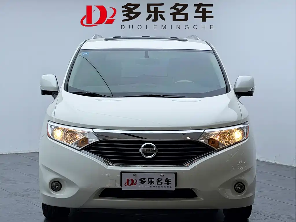Nissan Quest — фото 2