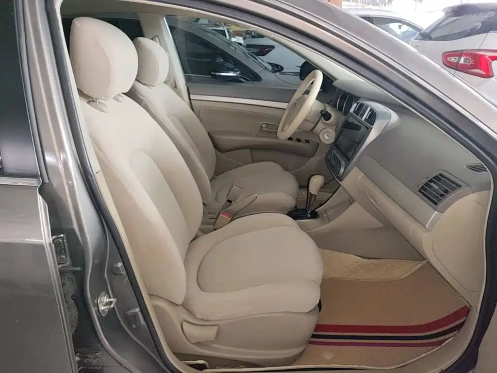Nissan Sylphy — фото 25