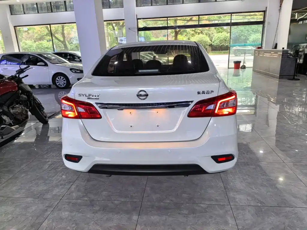 Nissan Sylphy — фото 6