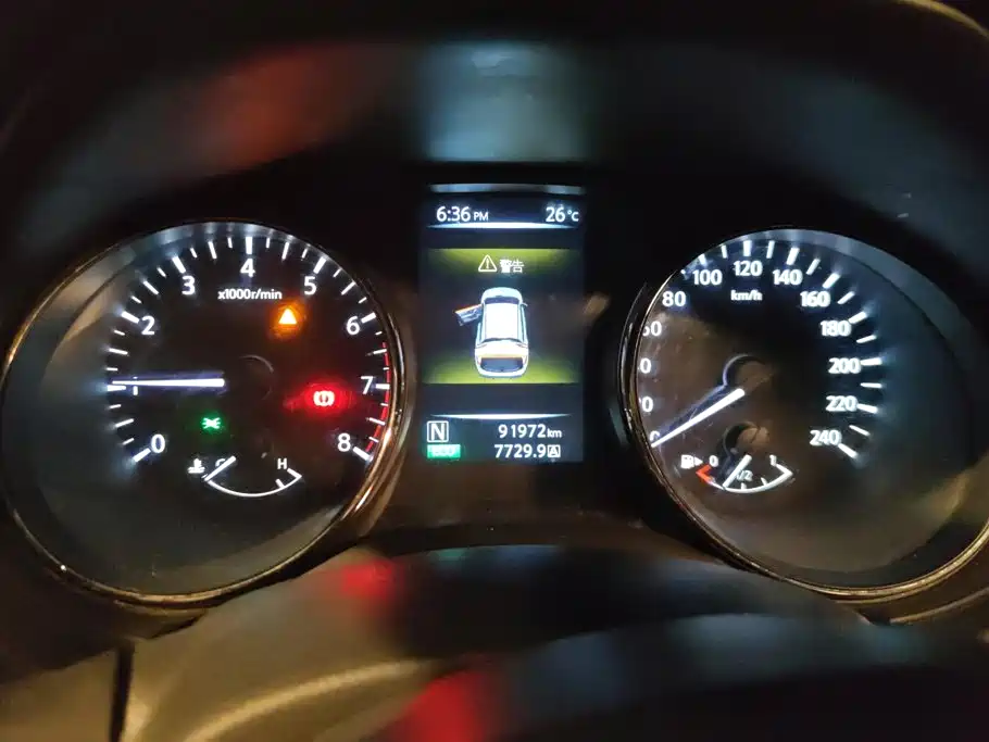 Nissan Qashqai — фото 14