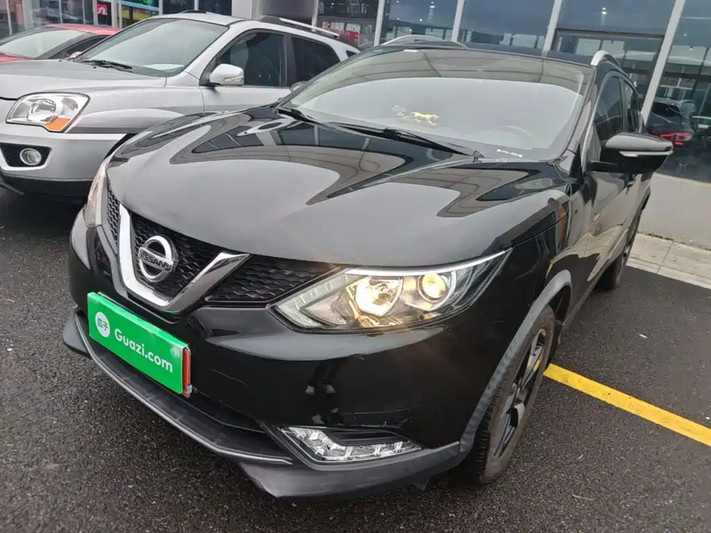Nissan Qashqai — фото 2